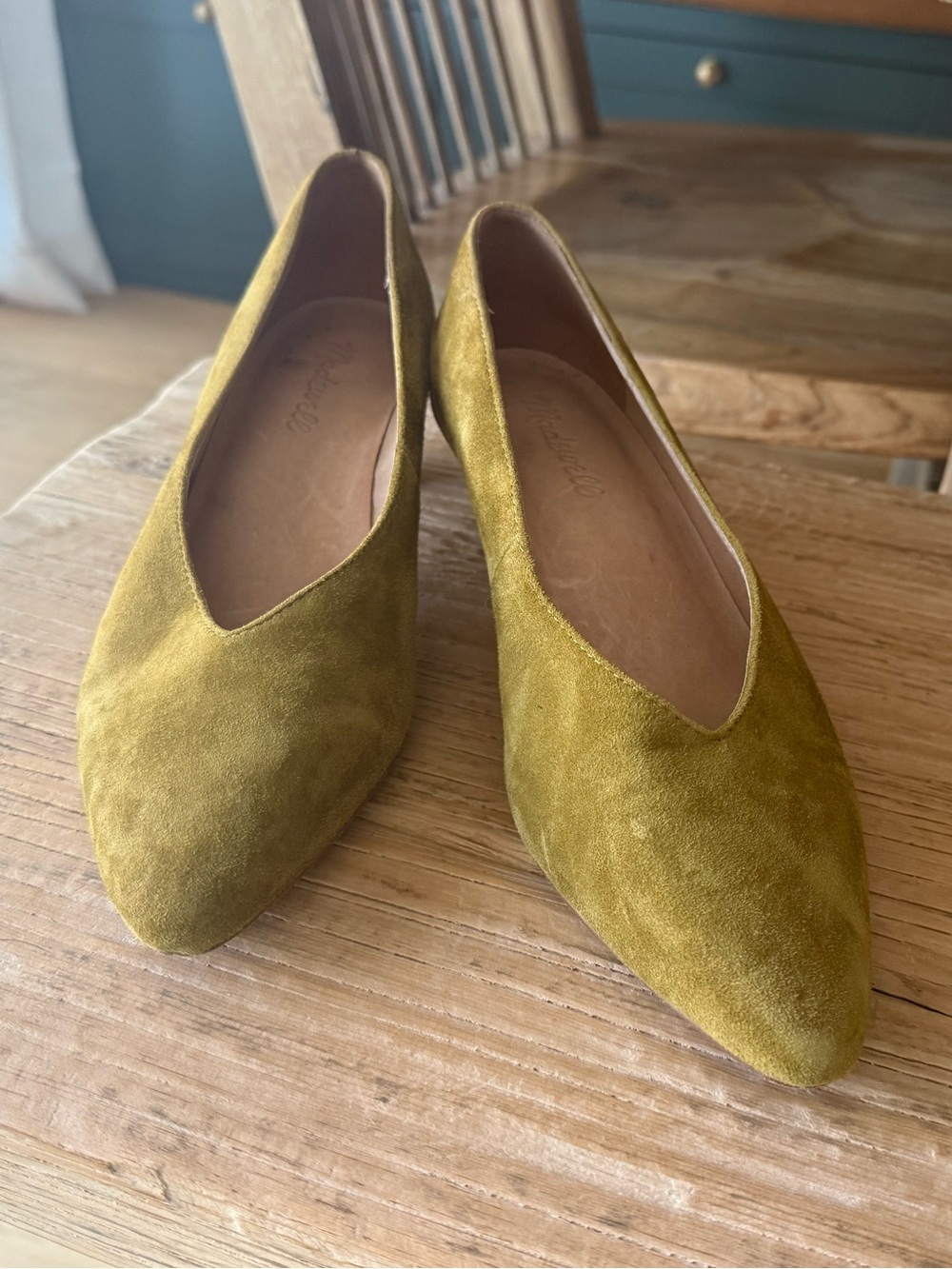 Madewell Etta kitten heel pump in spiced olive